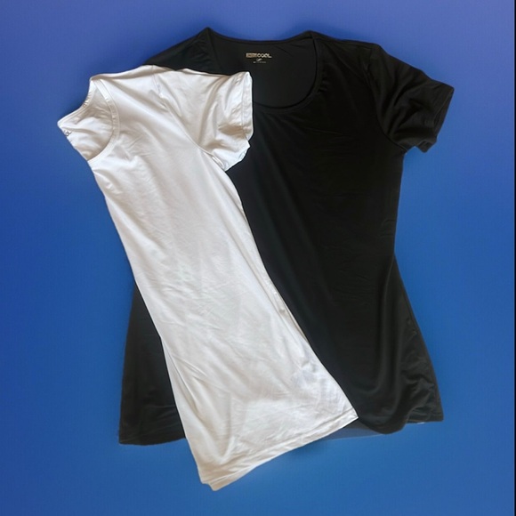 NWOT 2x Lot of 32 Degree Cool Performance Tops Women’s White & Black sz L - Picture 1 of 4